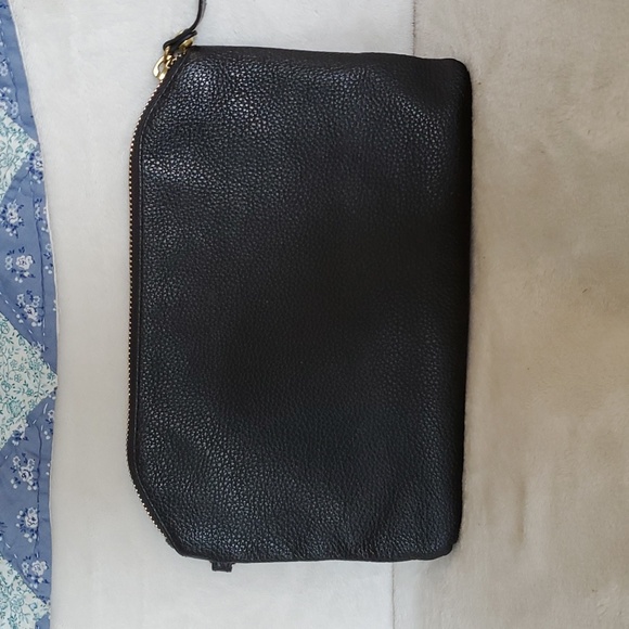 Lodis lg  Wristlet - Picture 2 of 7